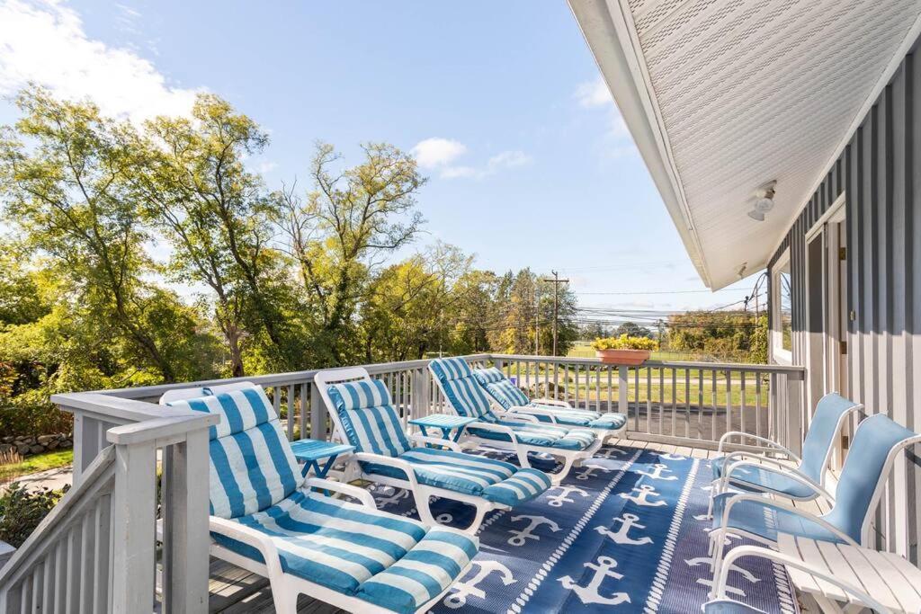 Unique Retreat With Private Patio, 4 King Beds And Bbq Villa Groton Exterior foto